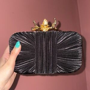 House of Harlow 1960 Clutch